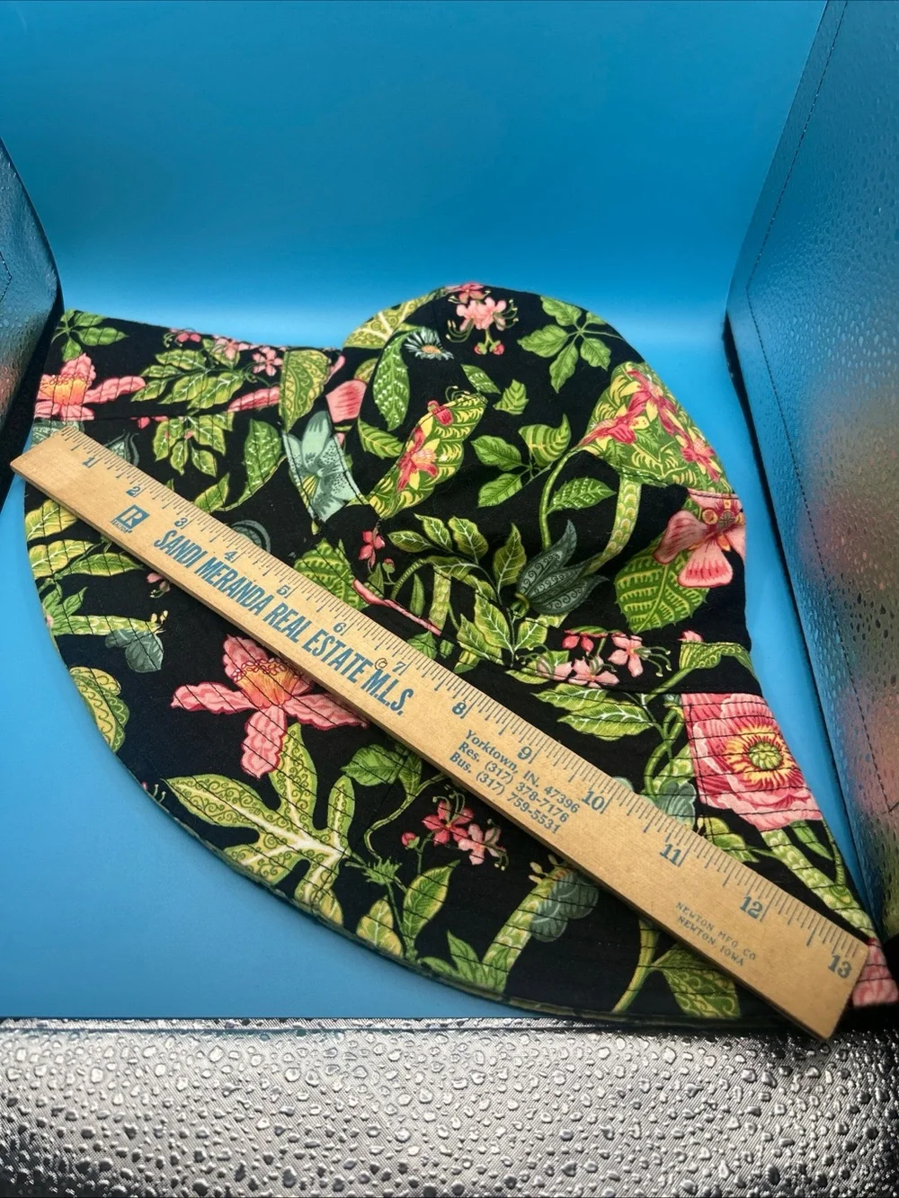 Vera Bradley - Floral Reversible Green Quilted Bucket Hat